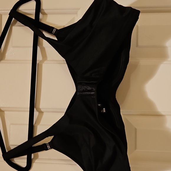 Torrid Curve wireless Black Bra Size 38B - Picture 4 of 6